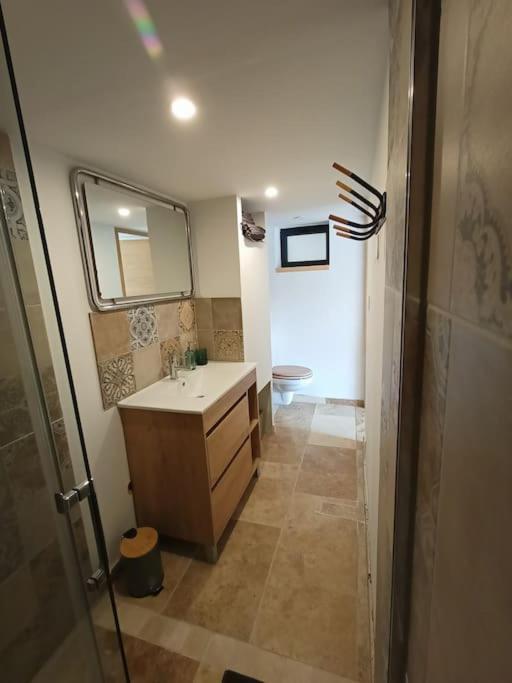 Gite De Charme Avec Jacuzzi Face Au Mont Ventoux Crestet Exteriör bild